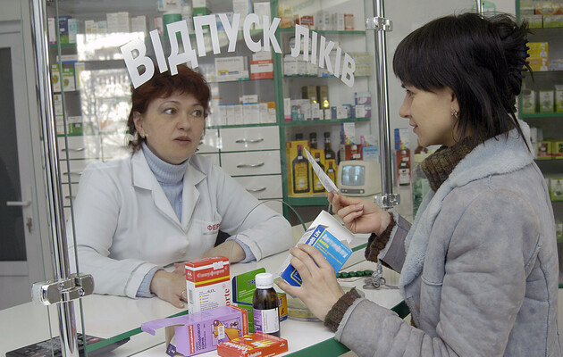 Кабмин предлагает депутатам ввести штрафы за продажу лекарств без рецепта