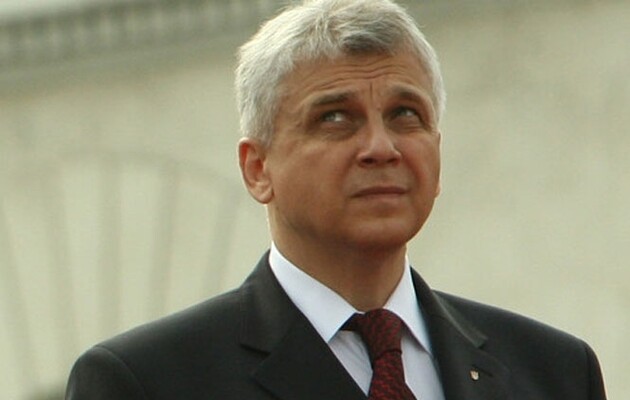 Колишній в.о. міністра оборони Іващенко подав декларацію кандидата в заступники Уруського