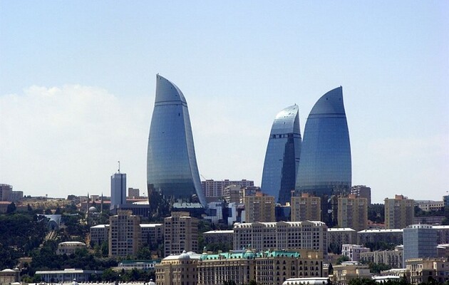 В Азербайджане смягчают карантин и открывают пляжи