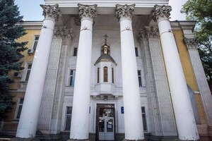 Росія знищує українську церкву в окупованому Криму