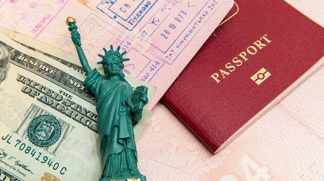 США возобновляют выдачу виз украинцам