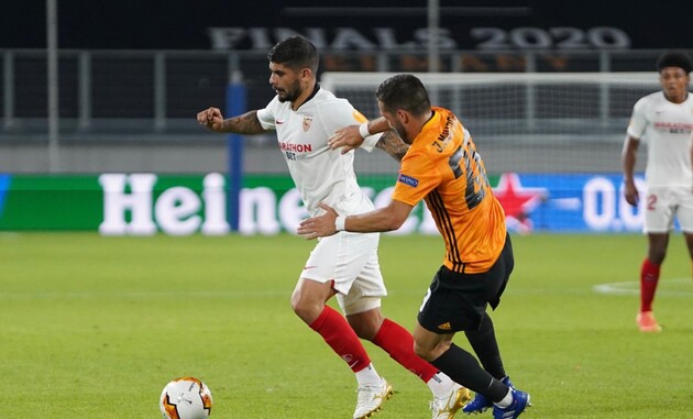 "Севилья" сыграет с МЮ в полуфинале