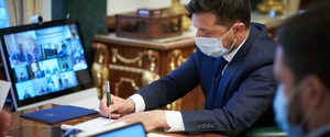 «События в Беларуси могут существенно повлиять на Украину»: Зеленский провел закрытое совещание с руководителями силовых структур