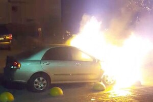 Появилось видео поджога авто «Схем». Аваков провел встречу 