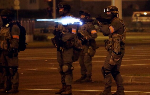 Тисячі людей вже були затримані і побиті силовиками