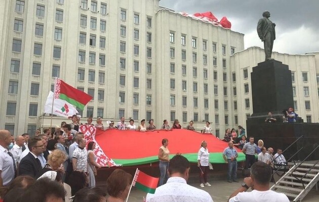 На допомогу протестуючим і жертвам репресій у Білорусі зібрали 3,7 млн доларів 