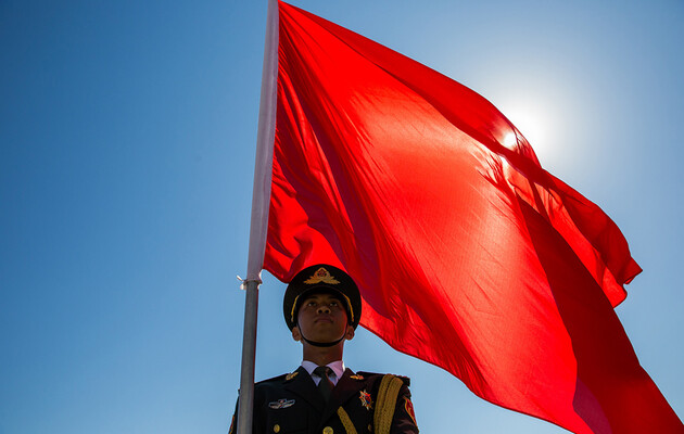 Китай виступив проти зовнішнього втручання в справи Білорусі 