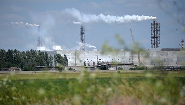 В Крыму произошел выброс химикатов на заводе 