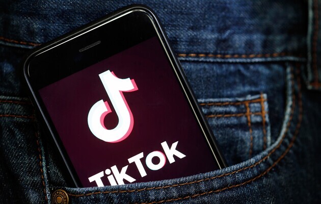 TikTok видалив 380 тисяч відео користувачів зі США «за розпалювання ненависті» 