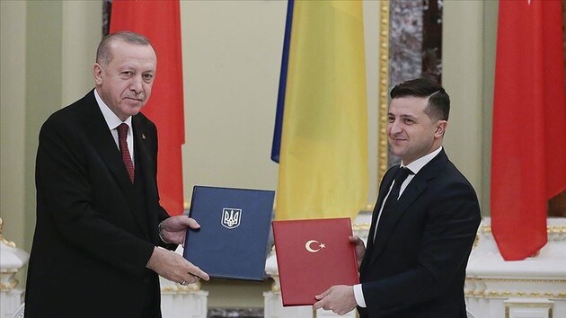 Зеленський і Ердоган обговорили знахідку покладів газу в Чорному морі 