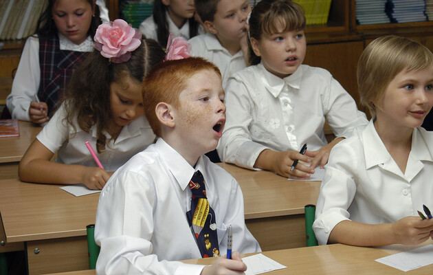 Украина тратит на образование сотни млрд гривень, расходы растут с каждым годом, но денег все равно не хватает