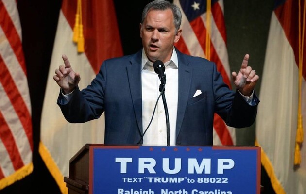 Віце -губернатор штату Північна Кароліна Ден Форест