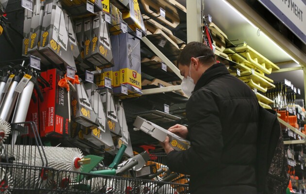 Зараз в Україні діє адаптивний карантин