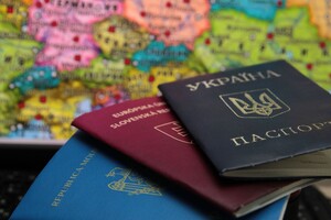 Діаспора просить Зеленського легалізувати подвійне громадянство 