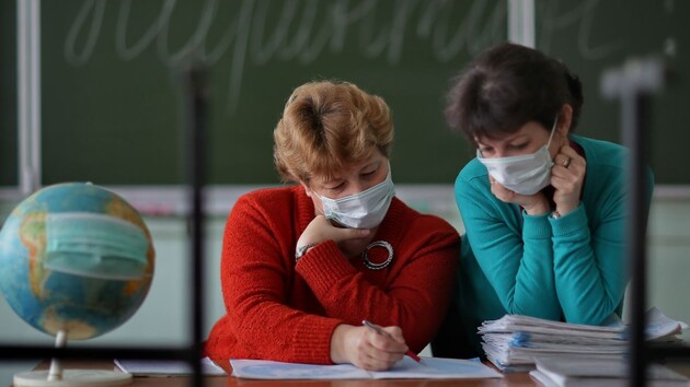 Из-за COVID-19 в каждой области Украины проведут проверки учебных заведений 