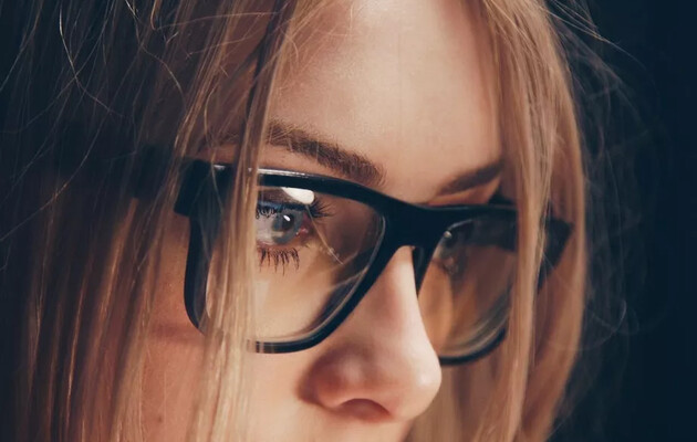 В Канаде создали умные очки с искусственным интеллектом против прокрастинации