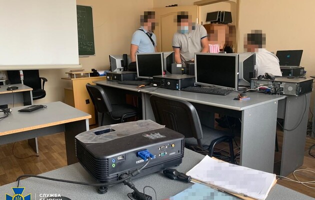 СБУ пришла с обысками к предпринимателям в Киеве и Днепропетровской области