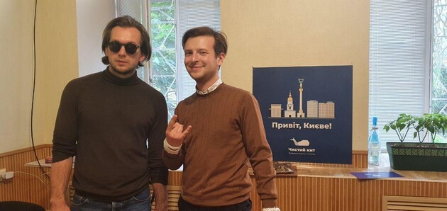 Кравцов и Родненко рассказали, как получили вид на жительство в Украине