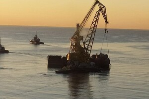 Танкер Delfi завели в нефтегавань порта Черноморск