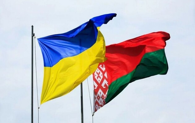 Украина направила Беларуси ноту протеста из-за обыска автомобиля посла