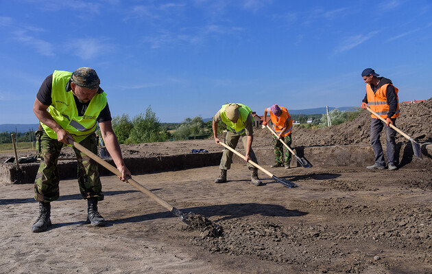 Поселення було знайдено під час вивчення ділянки для будівництва обходу Трускавця