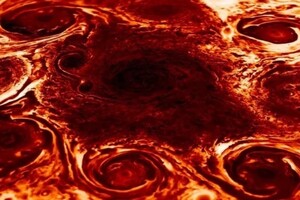 Астрономы приблизились к разгадке тайны шестиугольных ураганов Юпитера