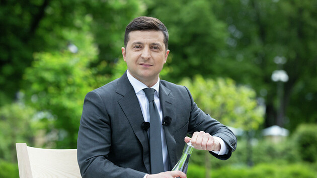 «Доллары печатать мы не можем»: Зеленский рассказал, как Украина выходит из кризиса