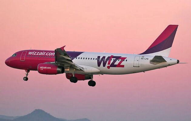 Лоукост Wizz Air скасував 12 рейсів з України 