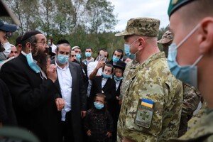 Более сотни хасидов-паломников скопилось на границе Украины и Беларуси