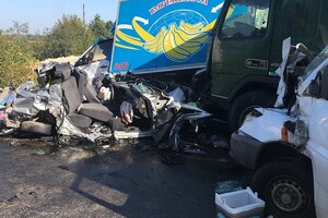 Масштабное ДТП на трассе Киев-Чоп: столкнулись шесть авто