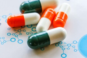 Рада приняла закон об электронной розничной торговле лекарствами 