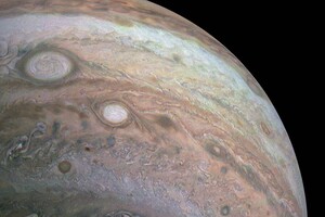 Астрономы предположили наличие у Юпитера сотен малых спутников