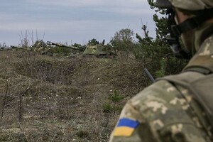 Бутусов повідомив про штрафи для військових за вогонь в Донбасі. У Міноборони відреагували 