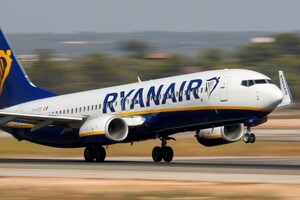 Ryanair скорочує кількість рейсів в жовтні 