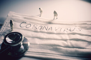 Пандемия коронавируса «убивает» хорошие манеры — Bloomberg