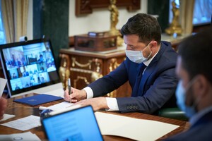 Зеленский подписал закон о госгарантиях на портфельной основе
