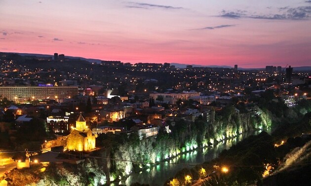 Всього в країні 3 913 випадків інфікування