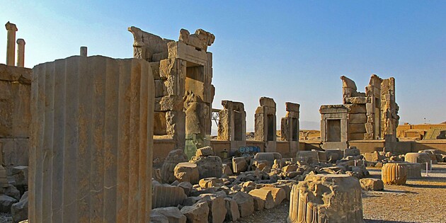 Хром в сталь почали додавати ще в Персії