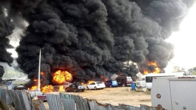 В результате взрыва нигерийского бензовоза погибли 28 человек