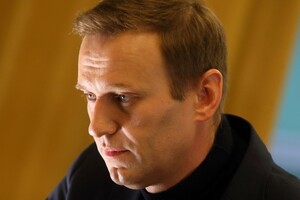 Навальний залишиться в Німеччині для реабілітації 