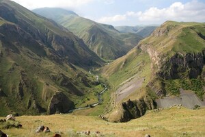 ЕС призвал Армению и Азербайджан к переговорам по Карабаху без предварительных условий