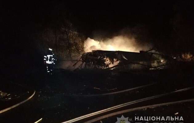  На місці катастрофи виявили тіла 25 загиблих