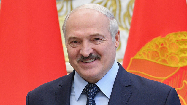 КНУ Шевченко не смог лишить Лукашенко звания почетного доктора