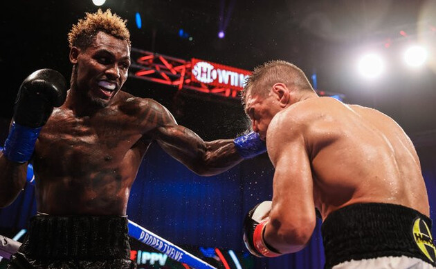 Боксеры провели на ринге все 12 раундов