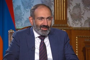Обострение в Нагорном Карабахе: Армения вводит военное положение и объявляет мобилизацию