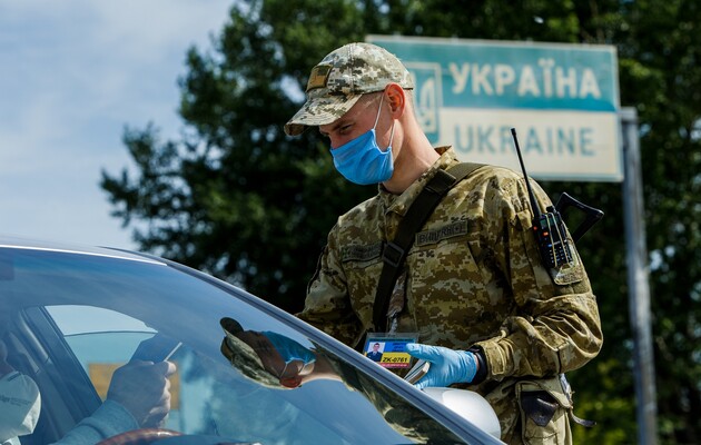 Заборона на в'їзд іноземців в Україну припинила свою дію - Демченко 