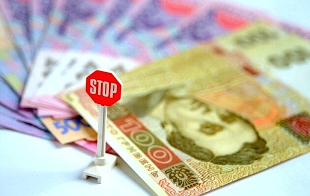 Госдолг Украины в августе сократился в гривне, но вырос в долларах