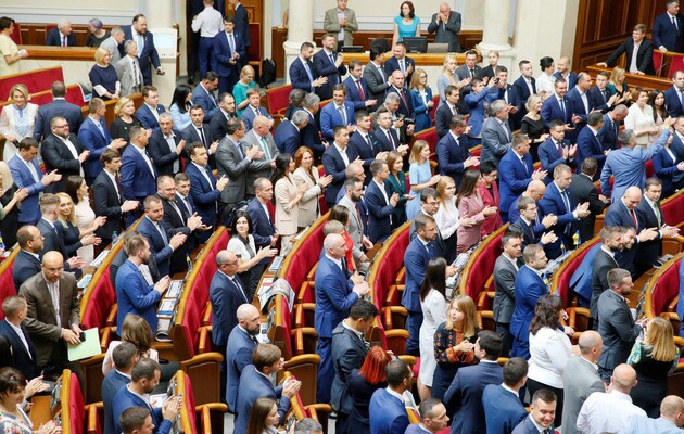 «В нулевой зоне»: «Слуги народа» собрались провести заседание в Донбассе 