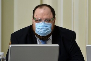 Коронавірус в Раді: Стефанчук попросив Авакова штрафувати депутатів 