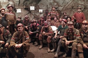 Забастовка шахтеров в Кривбасе: На поверхность поднялись горняки 